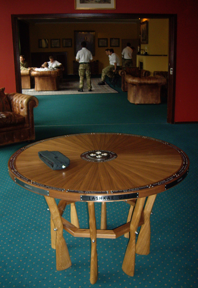 5 Rifles Commemorative Table